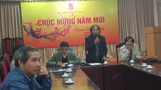 Toàn cảnh buổi họp báo thông tin về Ngày Thơ Việt Nam lần thứ 15 sáng 8/2 tại Hà Nội. Ảnh: H.M.